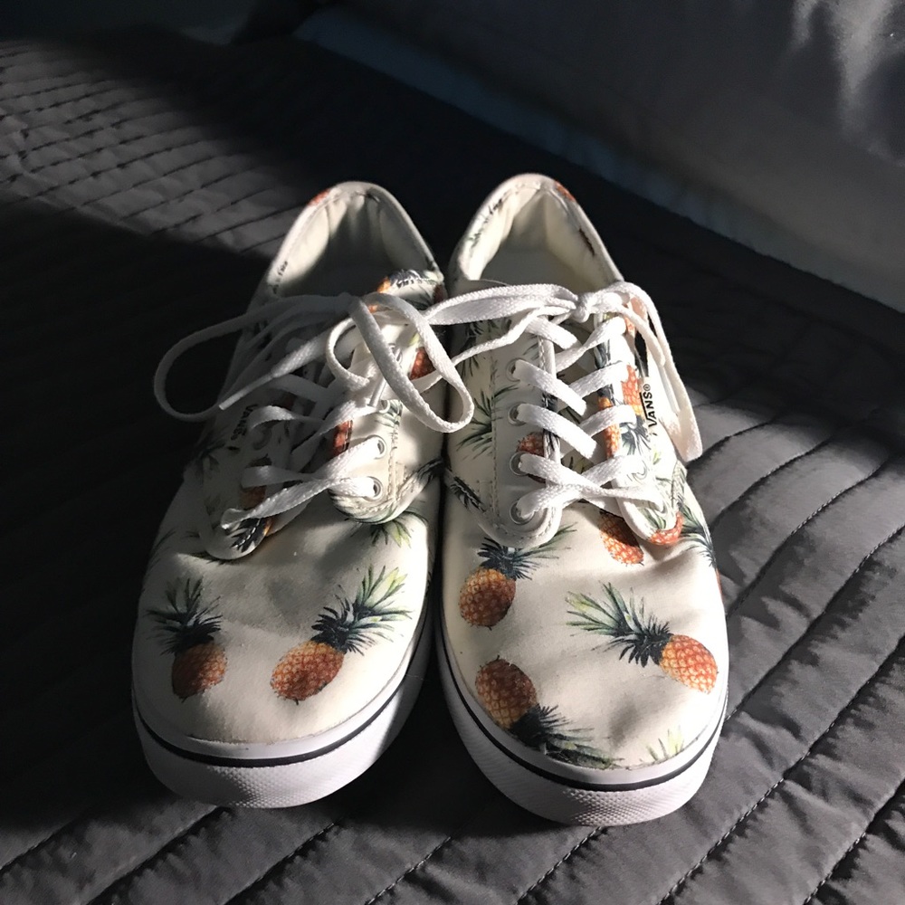 Pineapple vans sneakers size 8.5